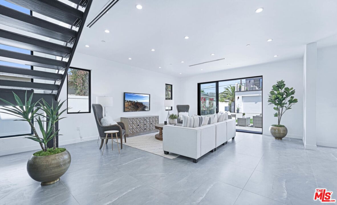 MLS #25571991 image #5