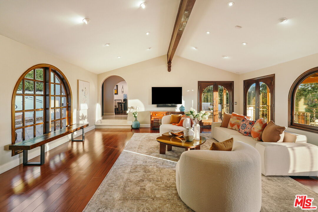 MLS #25572023 image #7