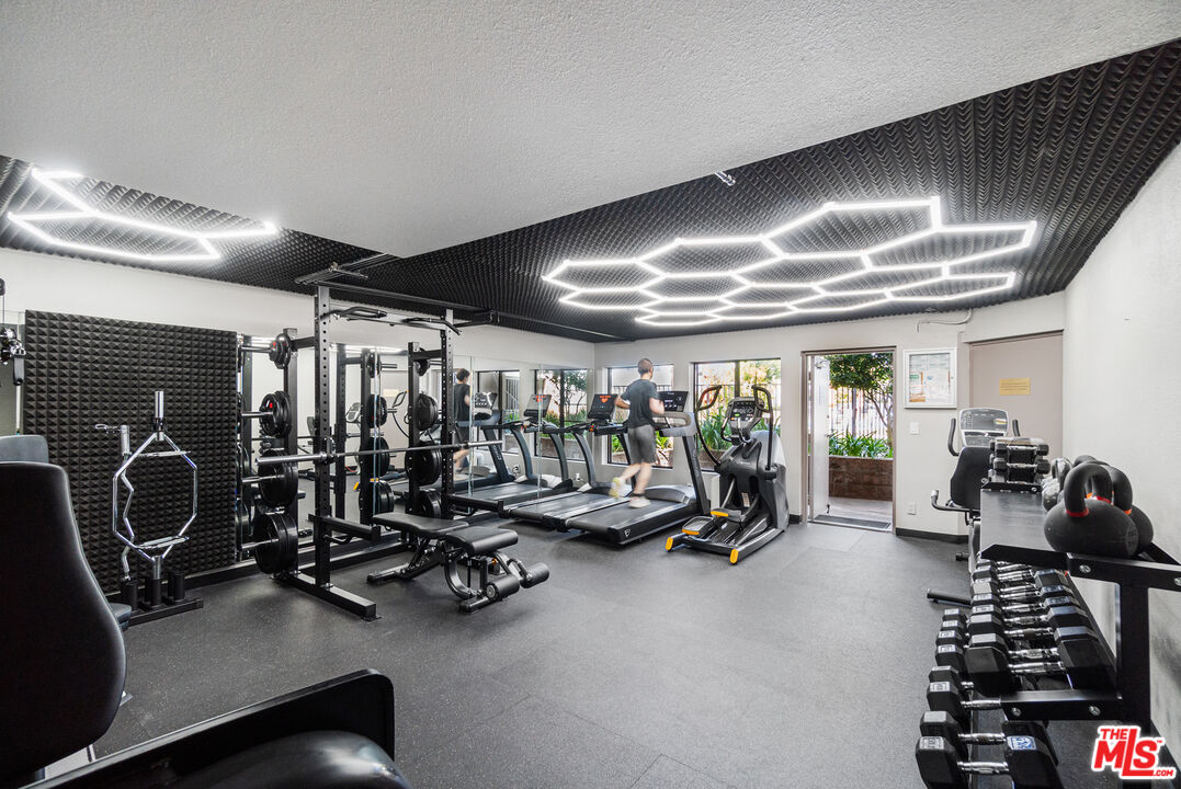 MLS #25572247 image #17