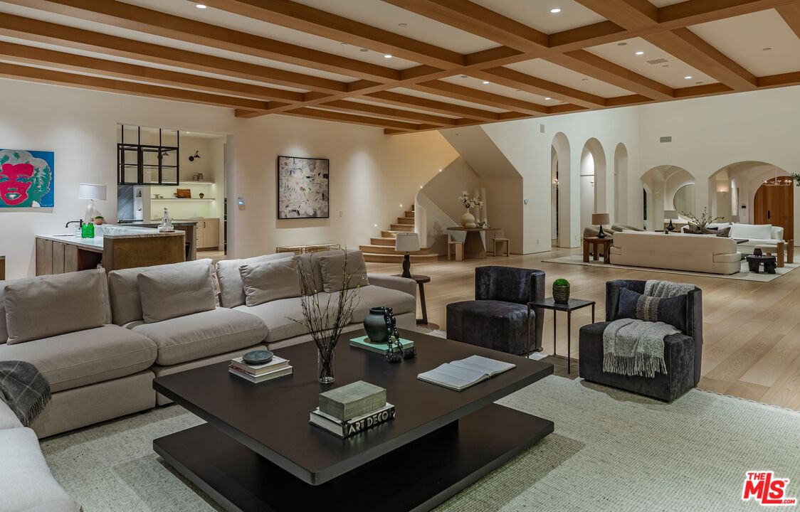 MLS #25572405 image #23