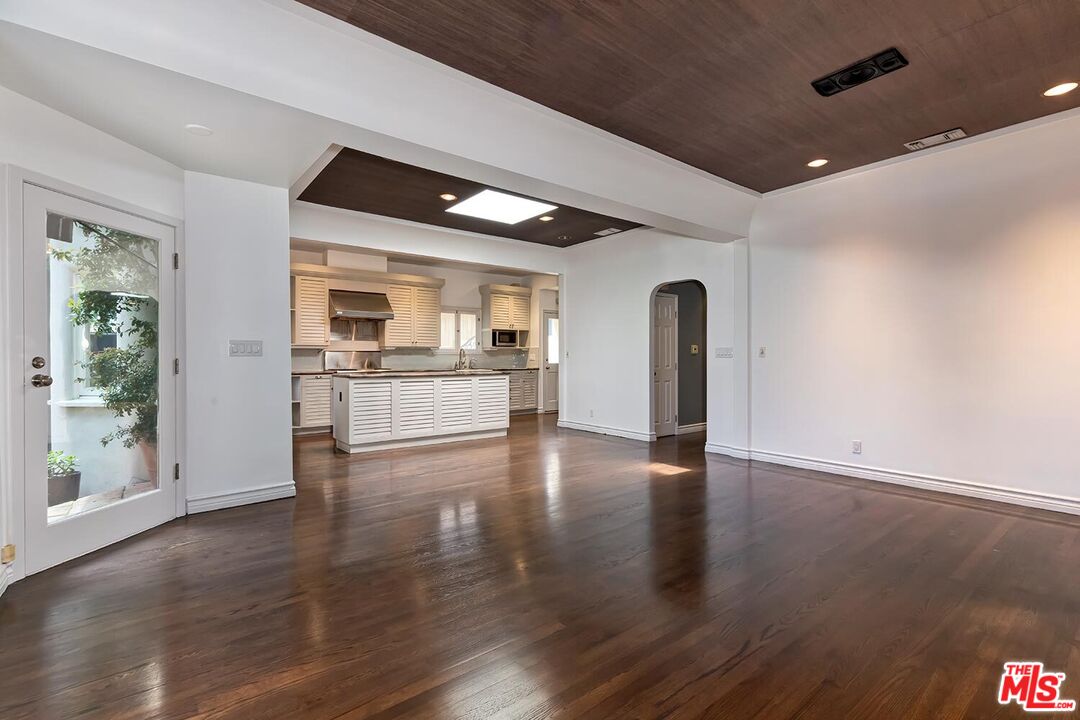 MLS #25572425 image #14