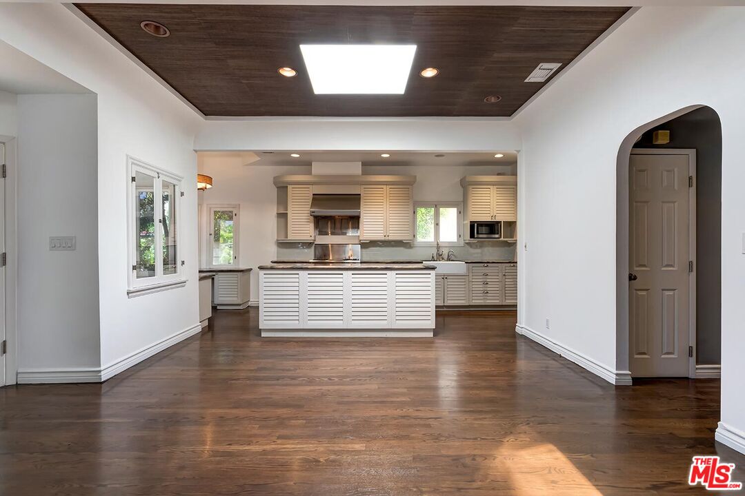 MLS #25572425 image #15