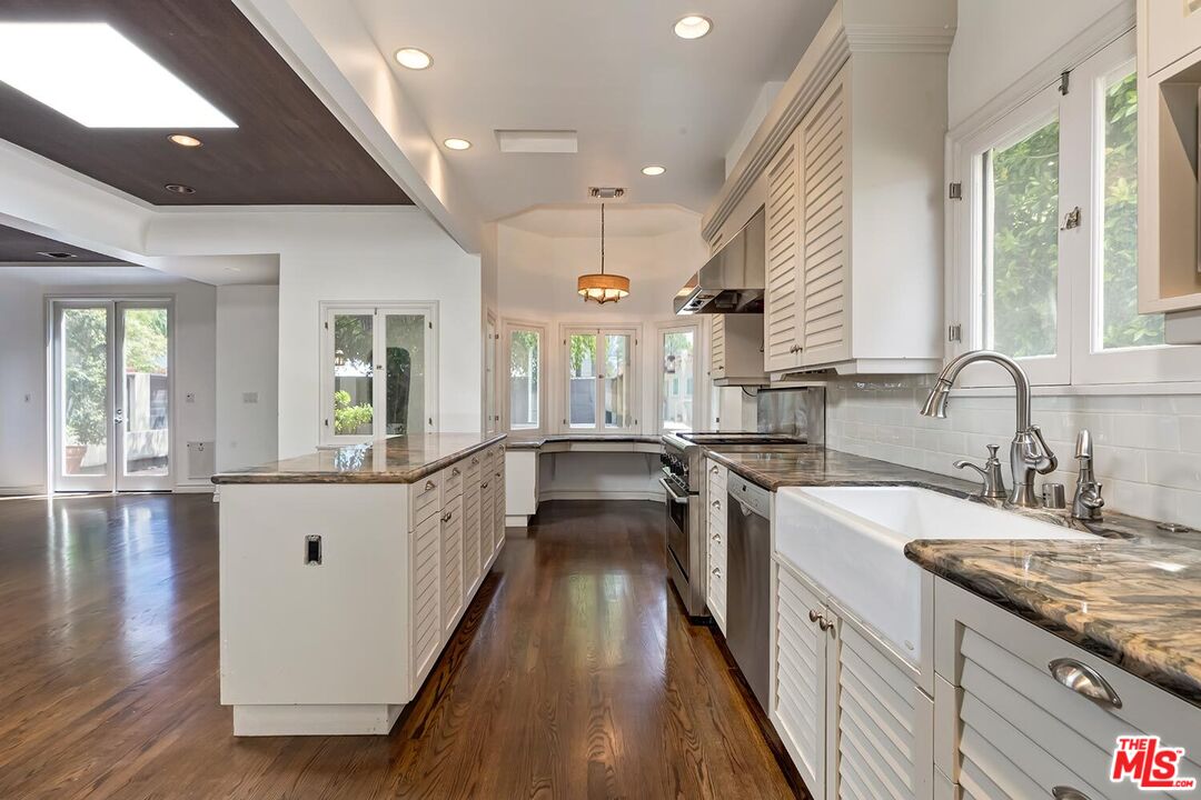 MLS #25572425 image #16