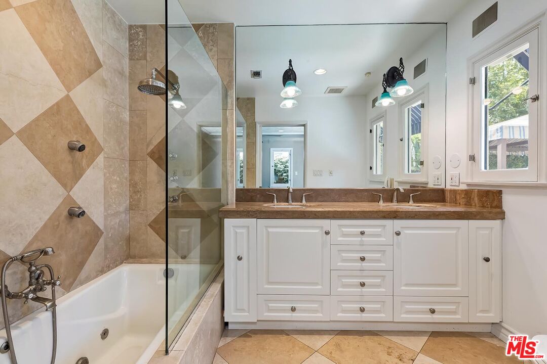 MLS #25572425 image #27