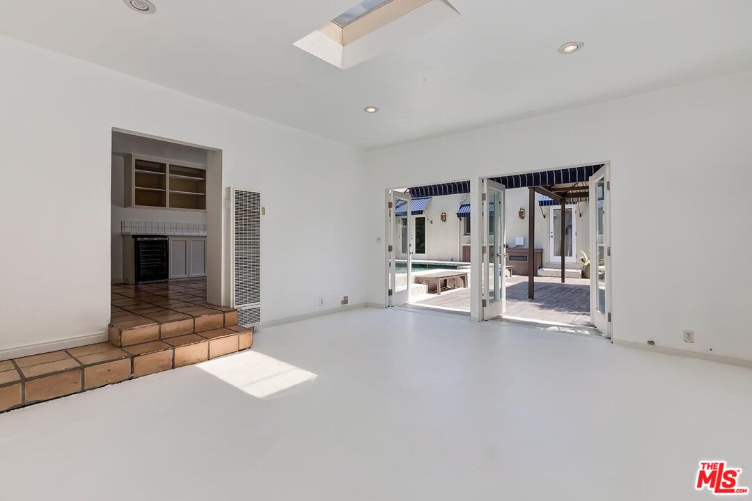 MLS #25572425 image #34