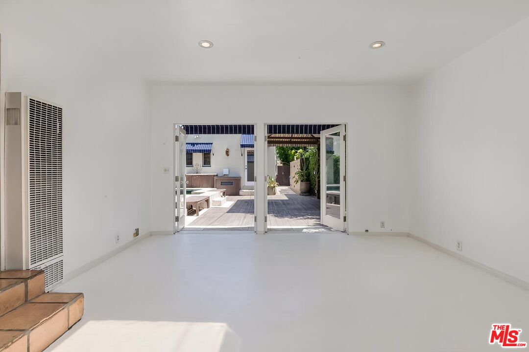 MLS #25572425 image #35