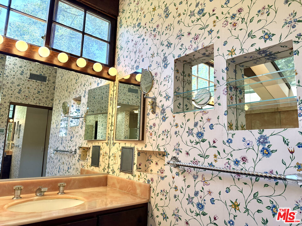 MLS #25572489 image #30