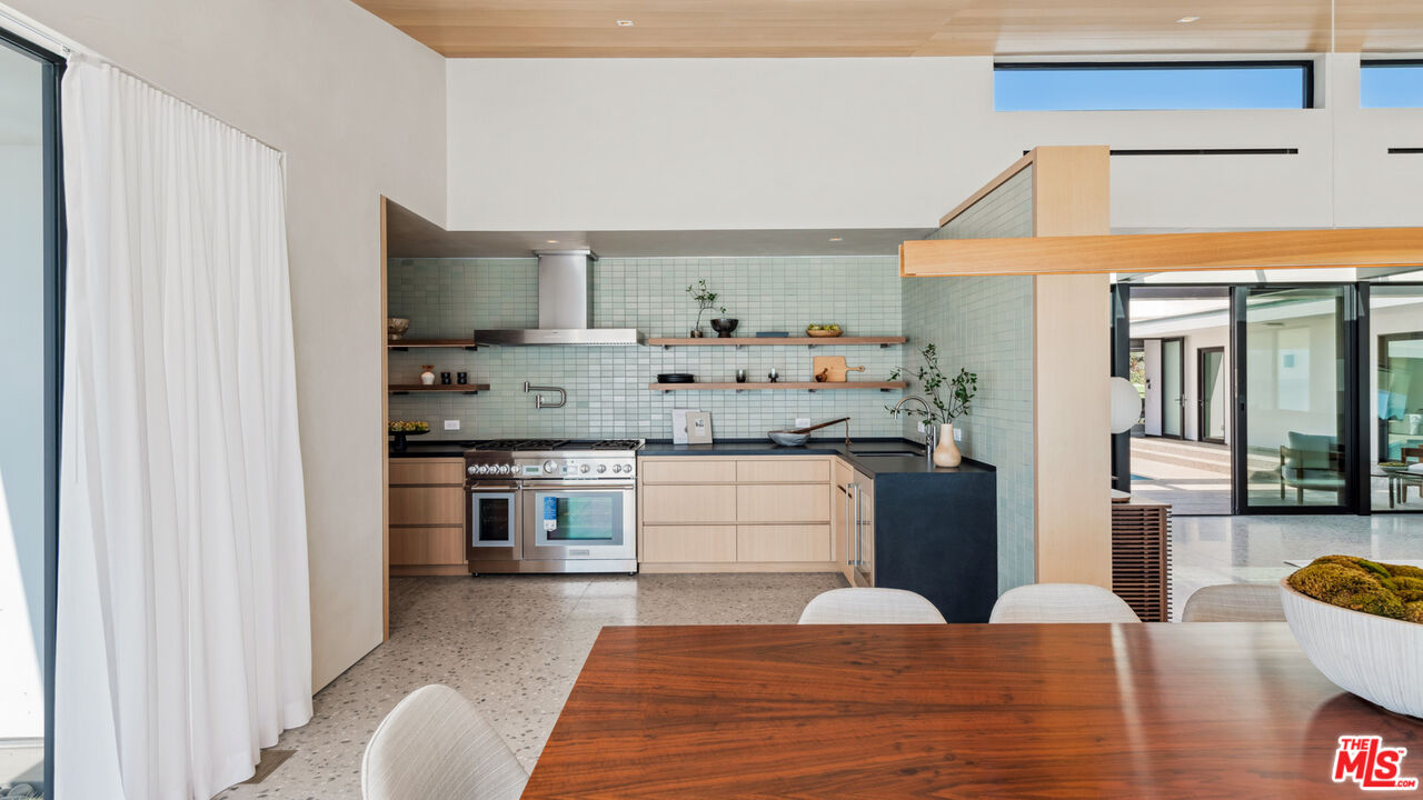 MLS #25572549 image #27