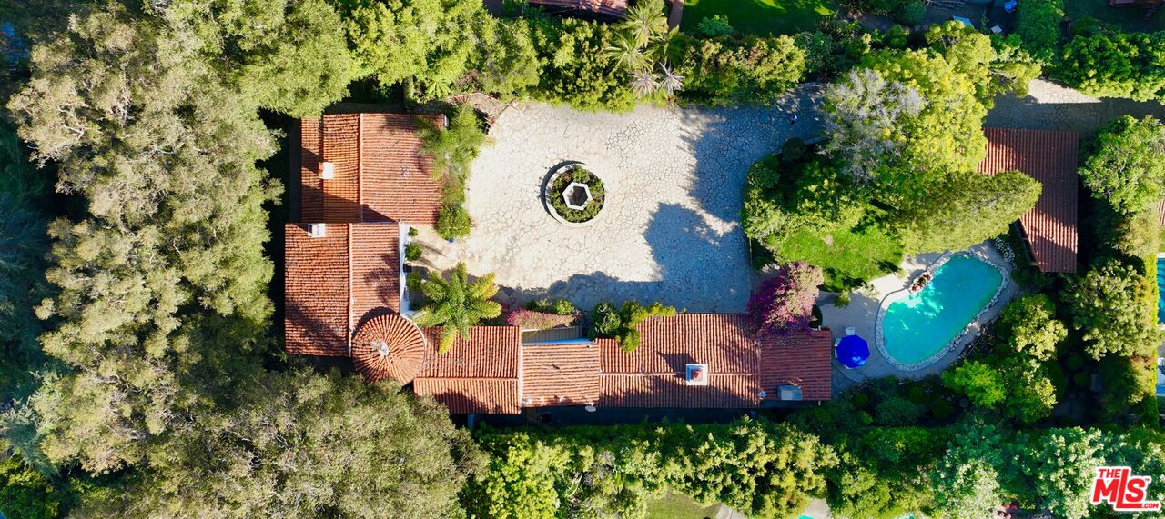 MLS #25572589 image #1