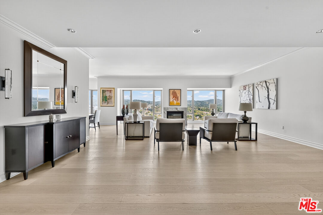 MLS #25572625 image #16