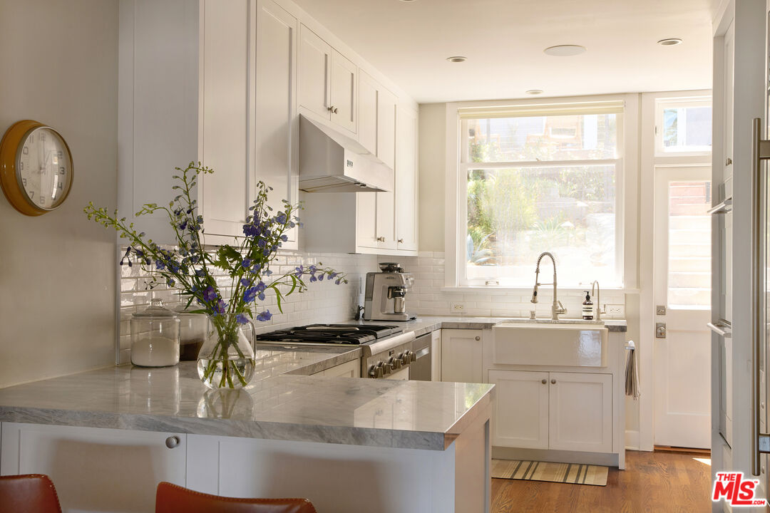 MLS #25572835 image #11