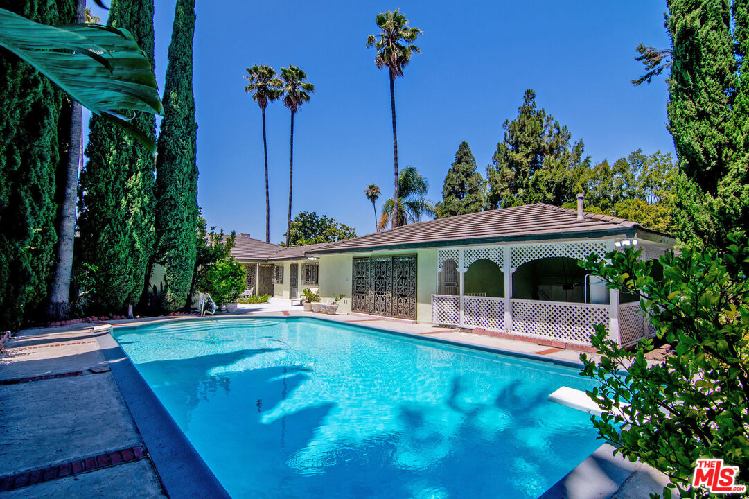 MLS #25573061 image #0