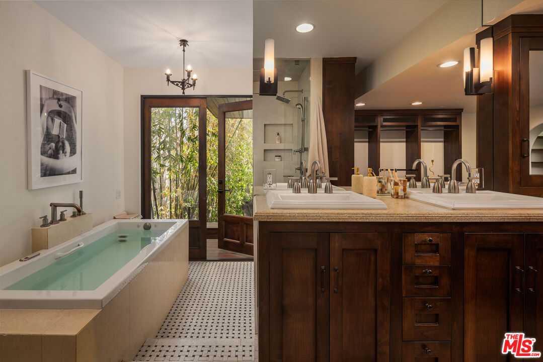 MLS #25573097 image #19