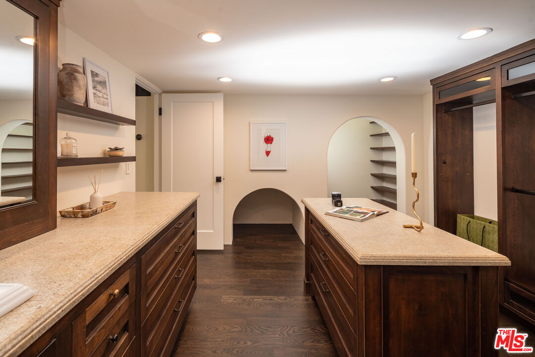 MLS #25573097 image #20