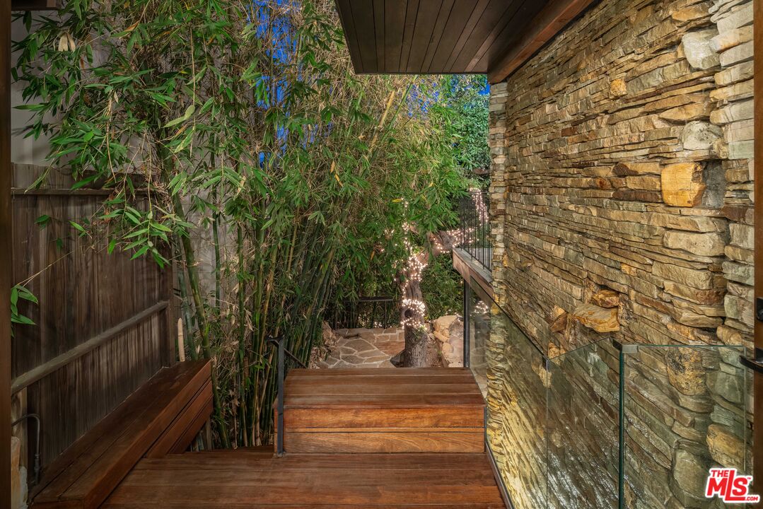 MLS #25573097 image #36