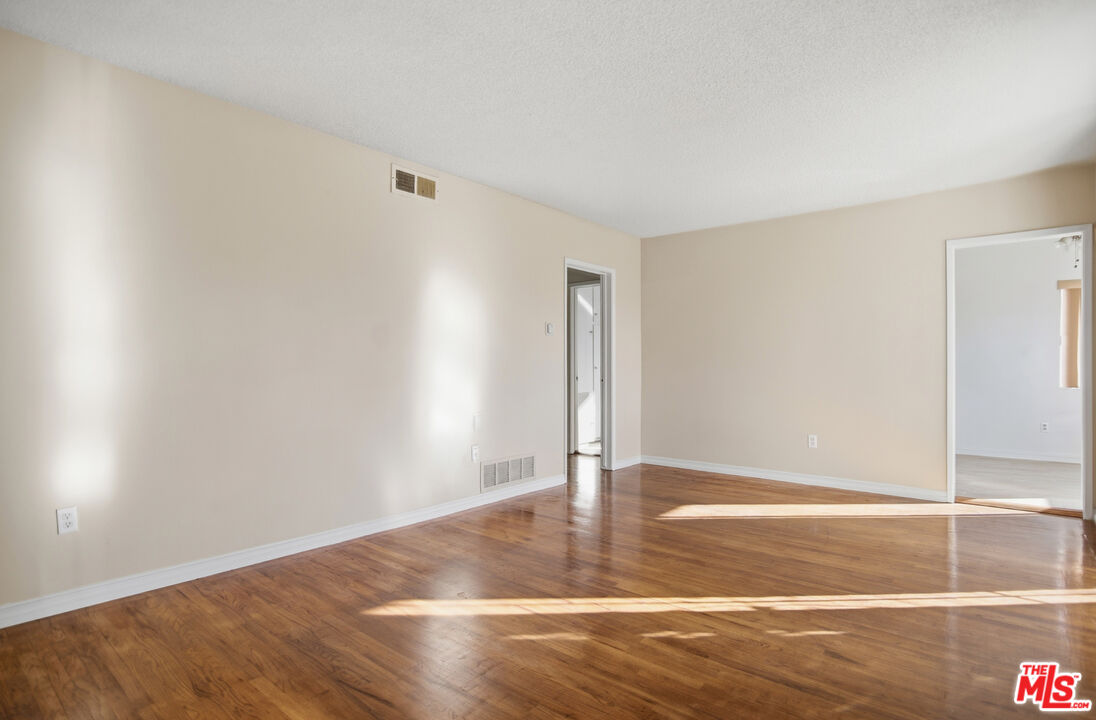 MLS #25573187 image #9