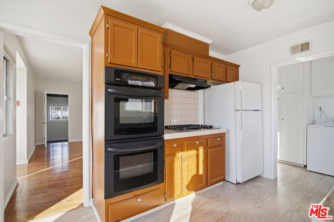 MLS #25573187 image #16