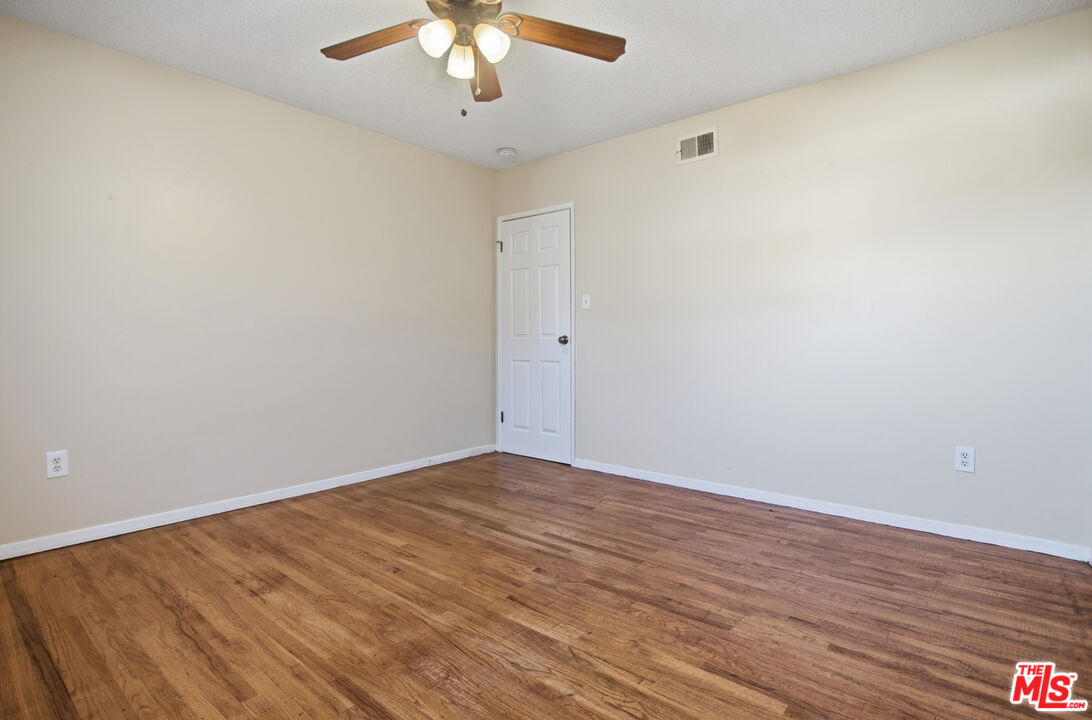 MLS #25573187 image #24