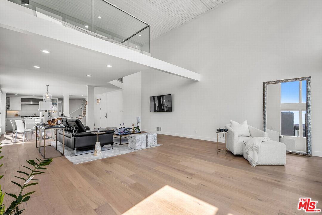 MLS #25573199 image #9