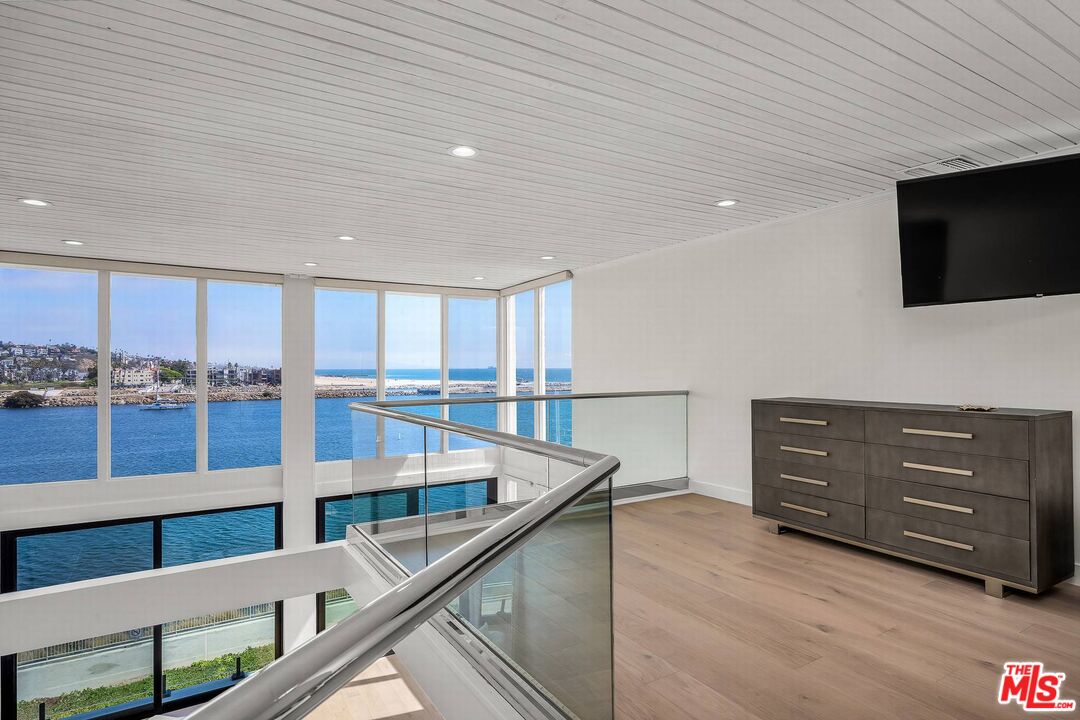 MLS #25573199 image #29