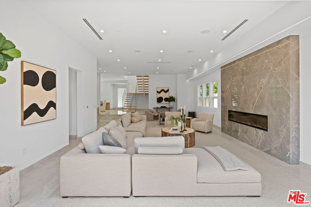 MLS #25573269 image #9