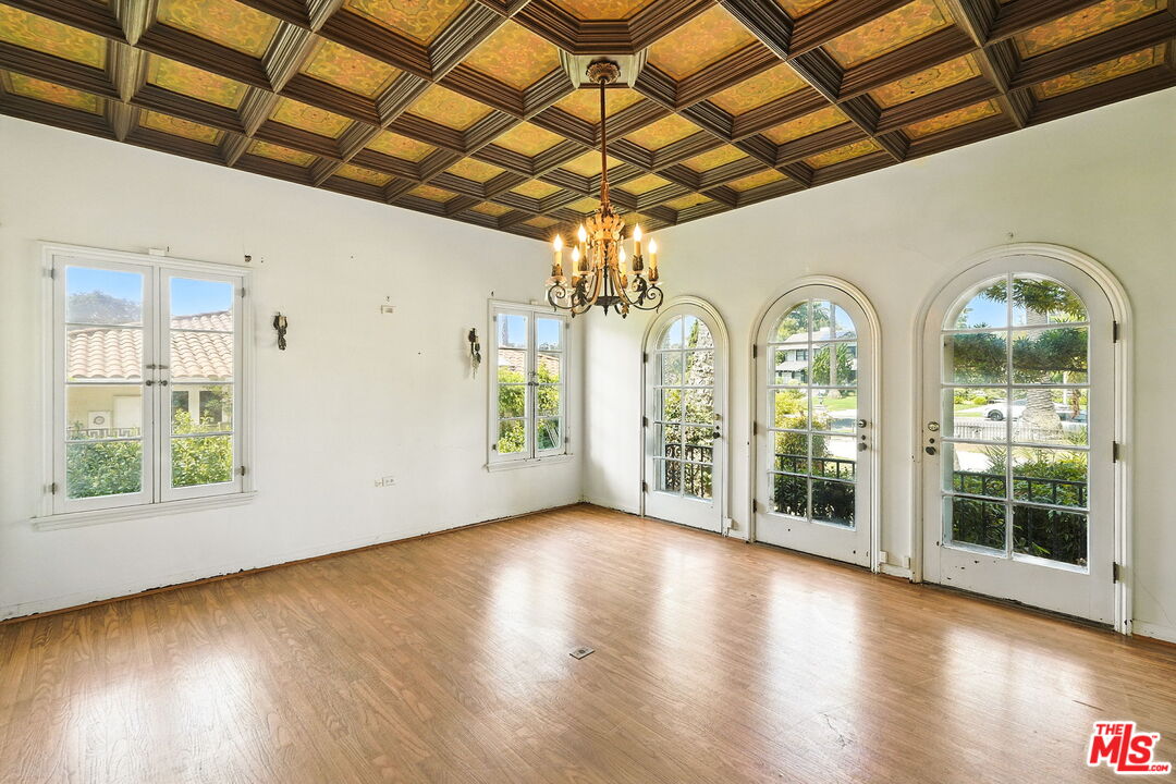 MLS #25573343 image #12