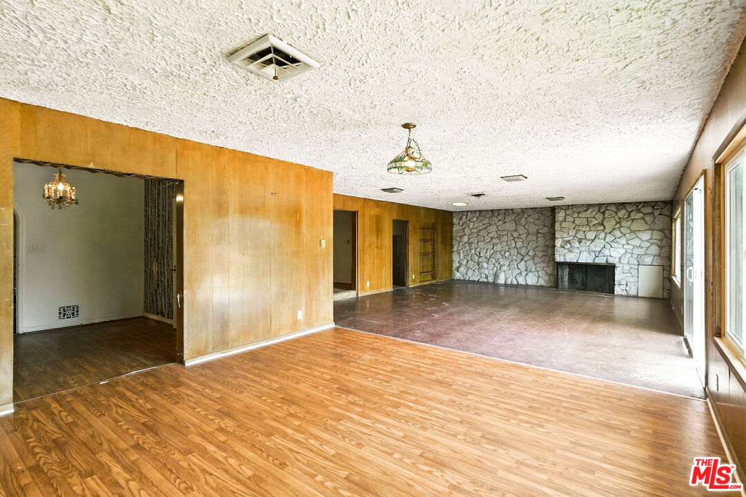 MLS #25573343 image #18