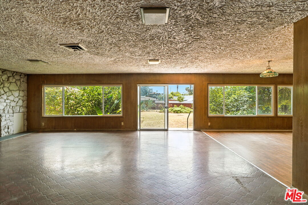 MLS #25573343 image #20