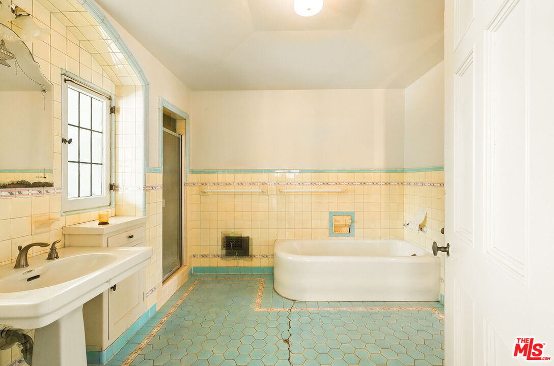 MLS #25573343 image #31