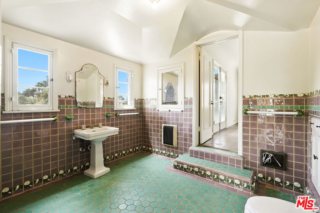 MLS #25573343 image #36