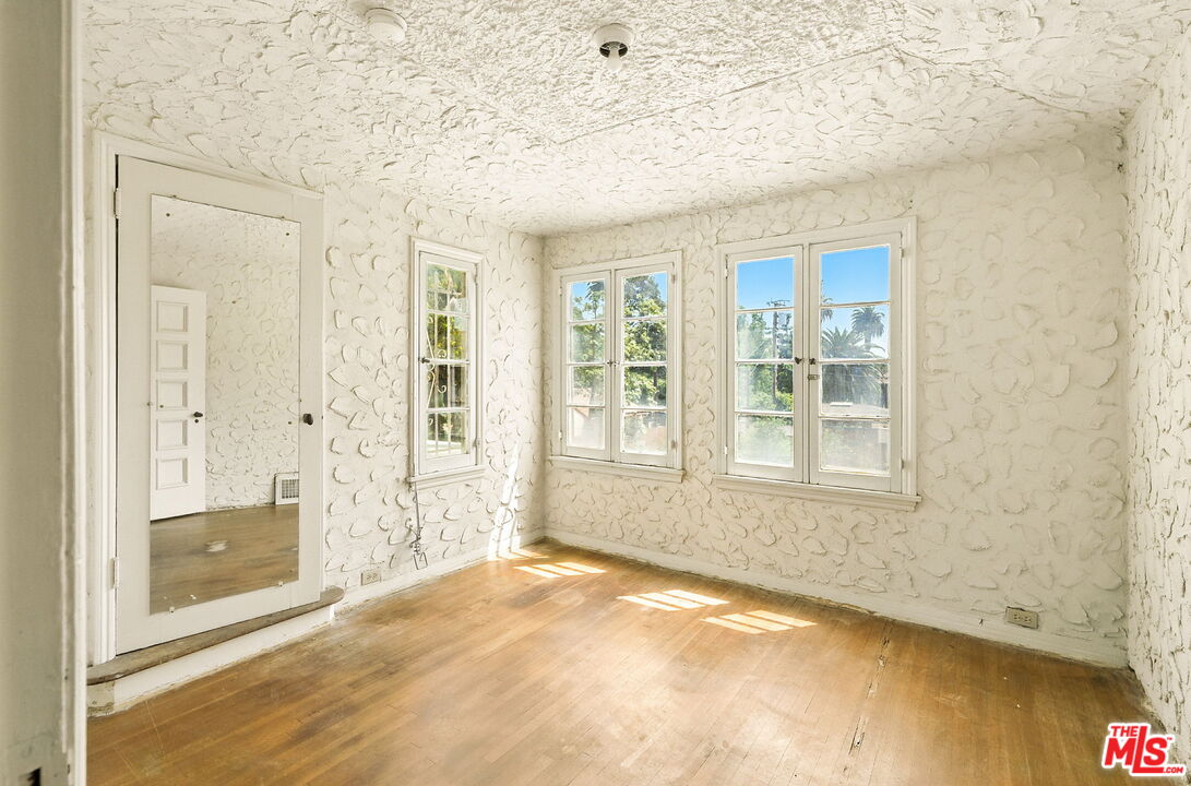 MLS #25573343 image #40