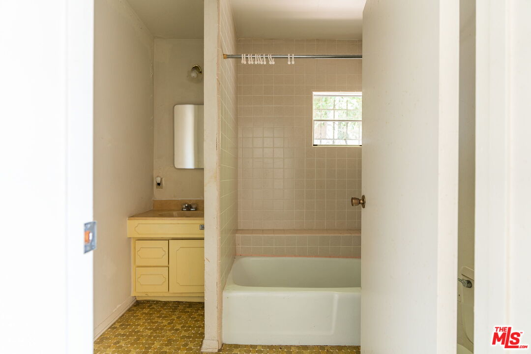 MLS #25573343 image #45