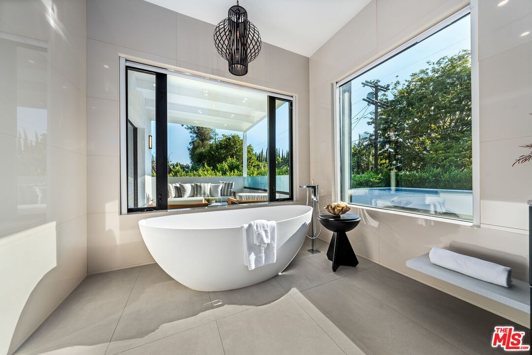 MLS #25573737 image #37