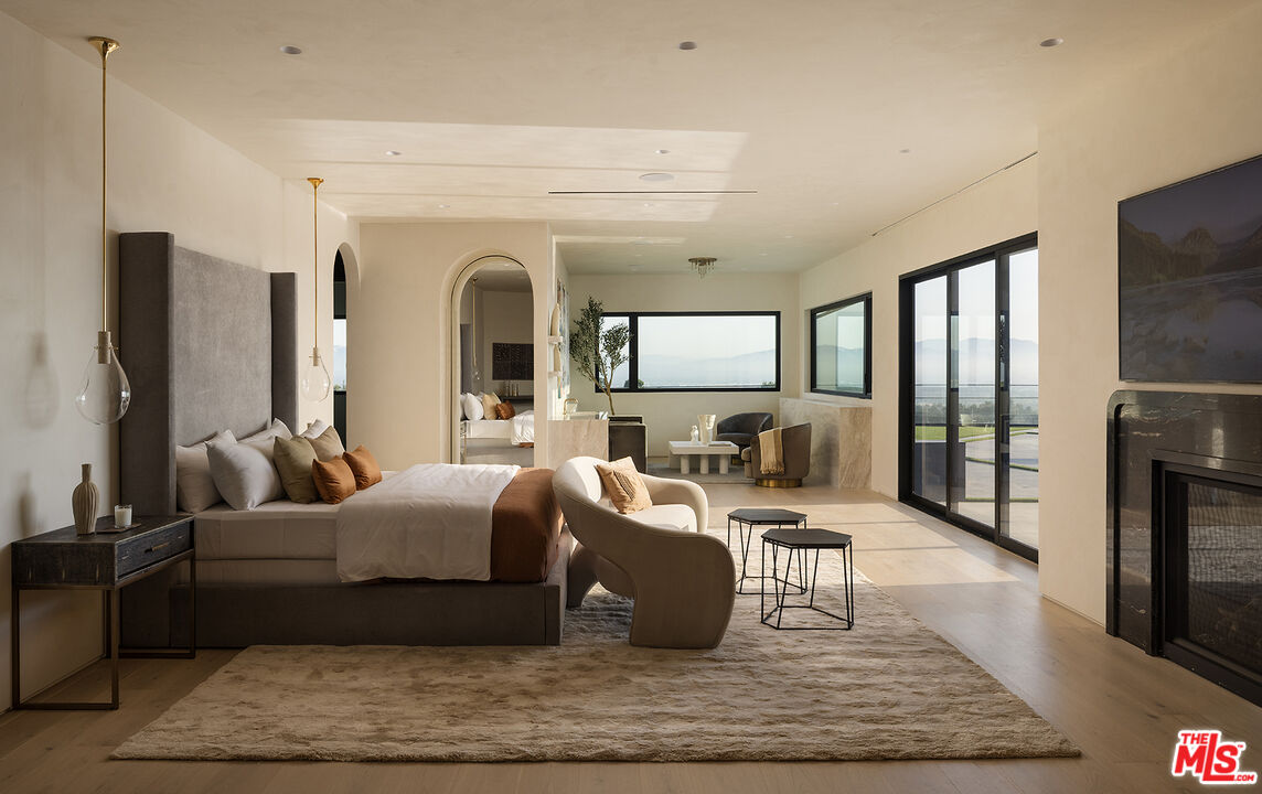 MLS #25573875 image #26