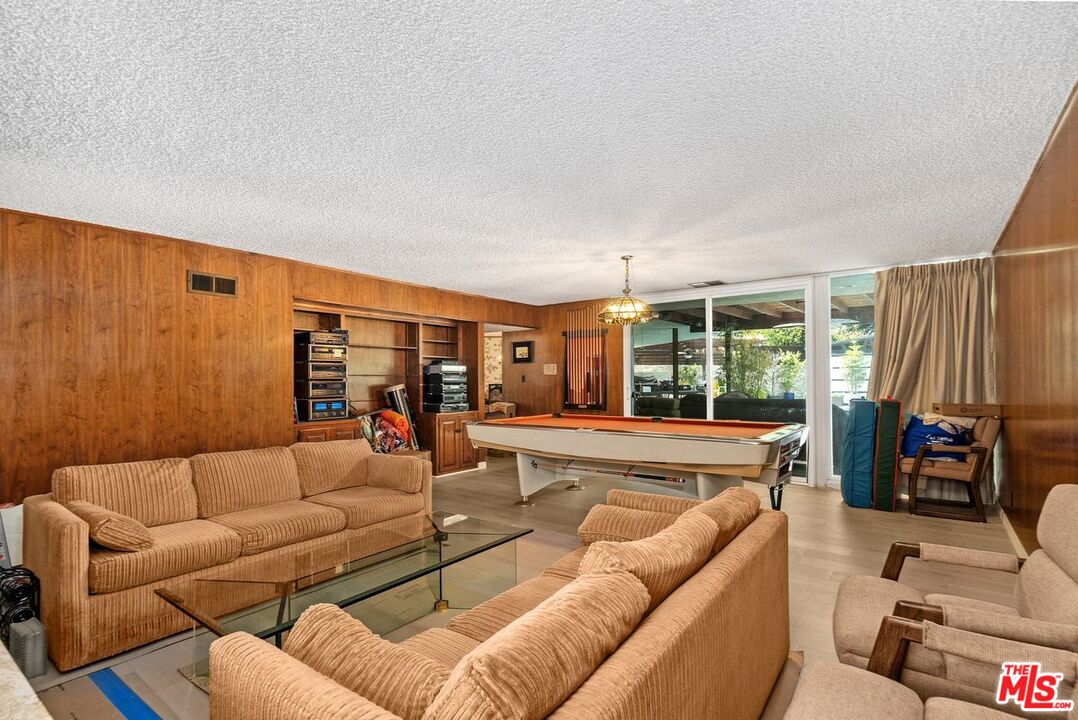 MLS #25574445 image #10