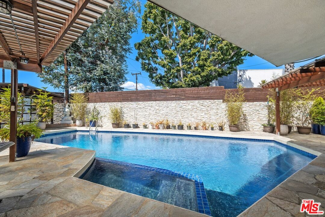 MLS #25574445 image #36