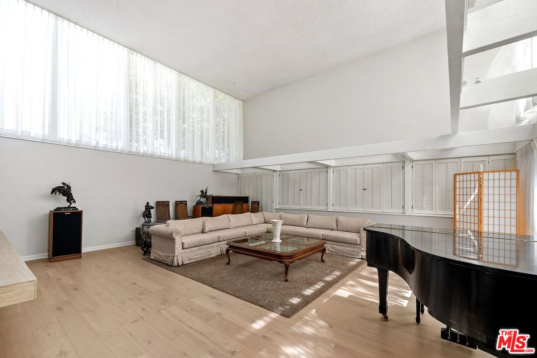 MLS #25574445 image #6