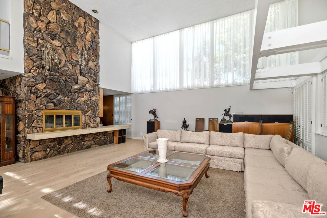 MLS #25574445 image #8