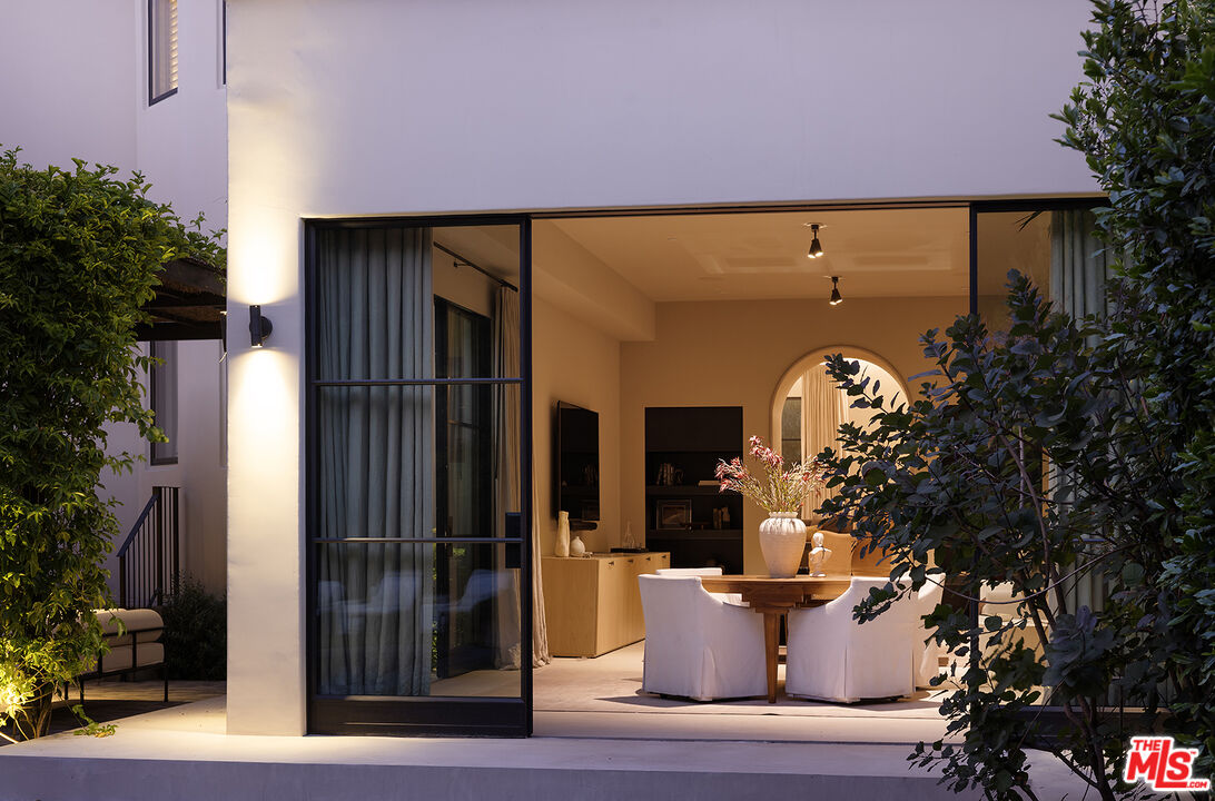 MLS #25574597 image #2