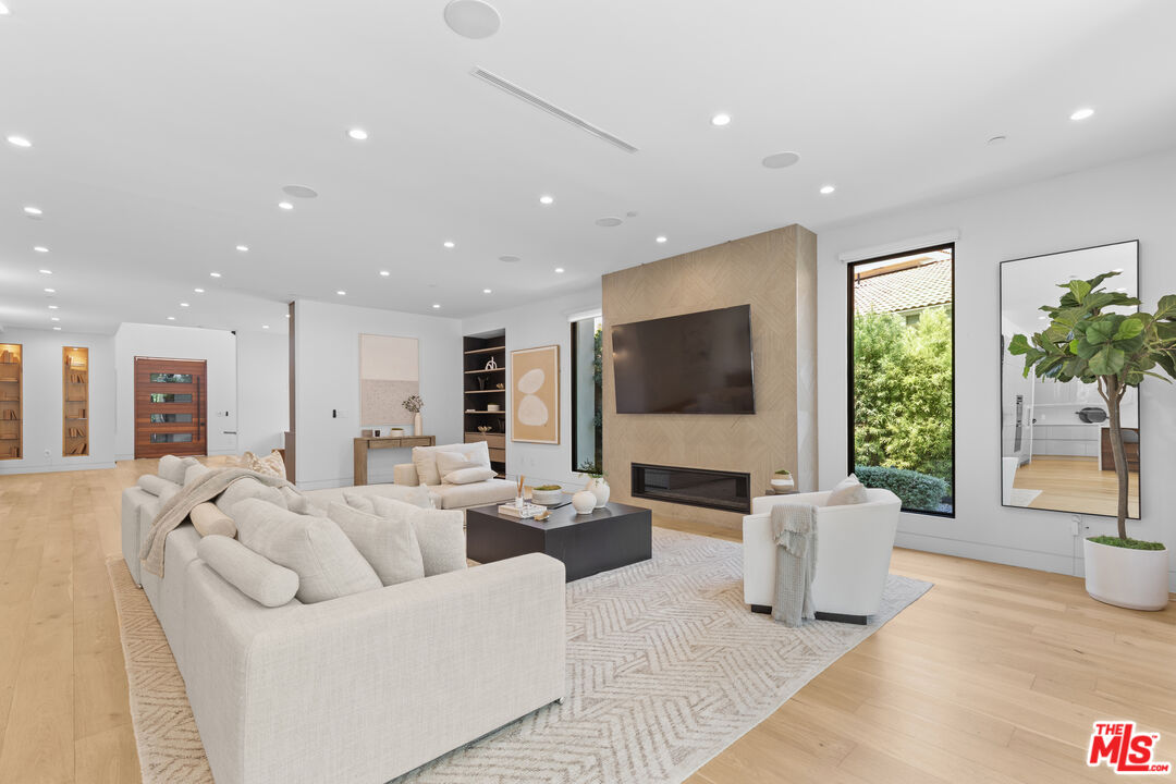 MLS #25574817 image #25