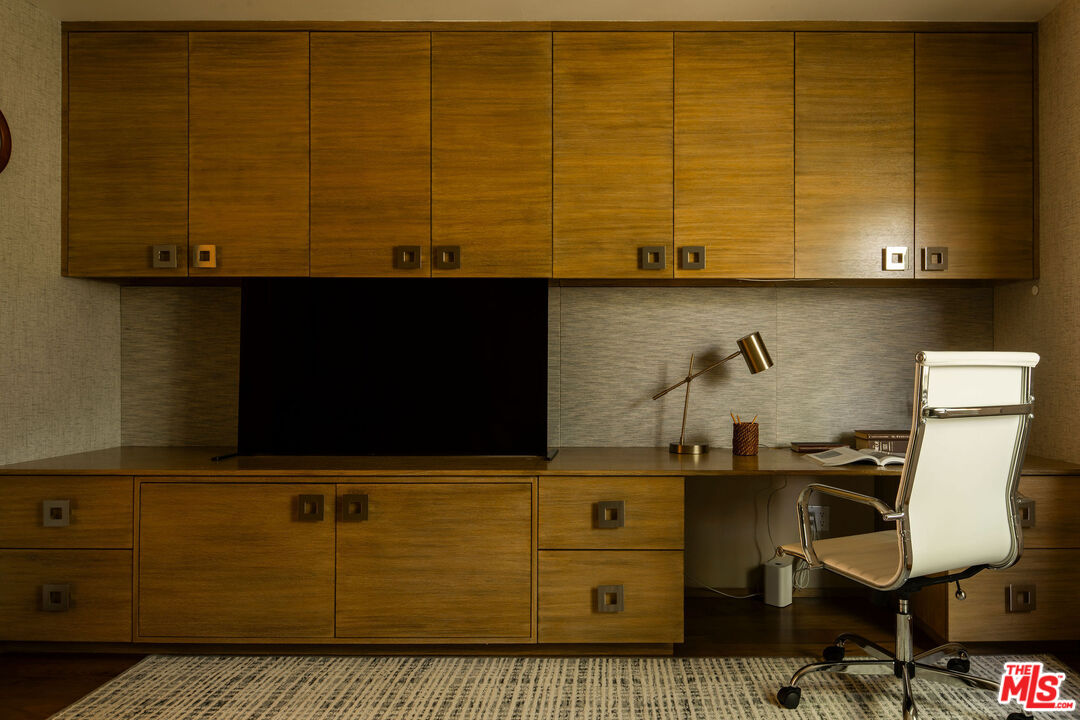 MLS #25575105 image #19