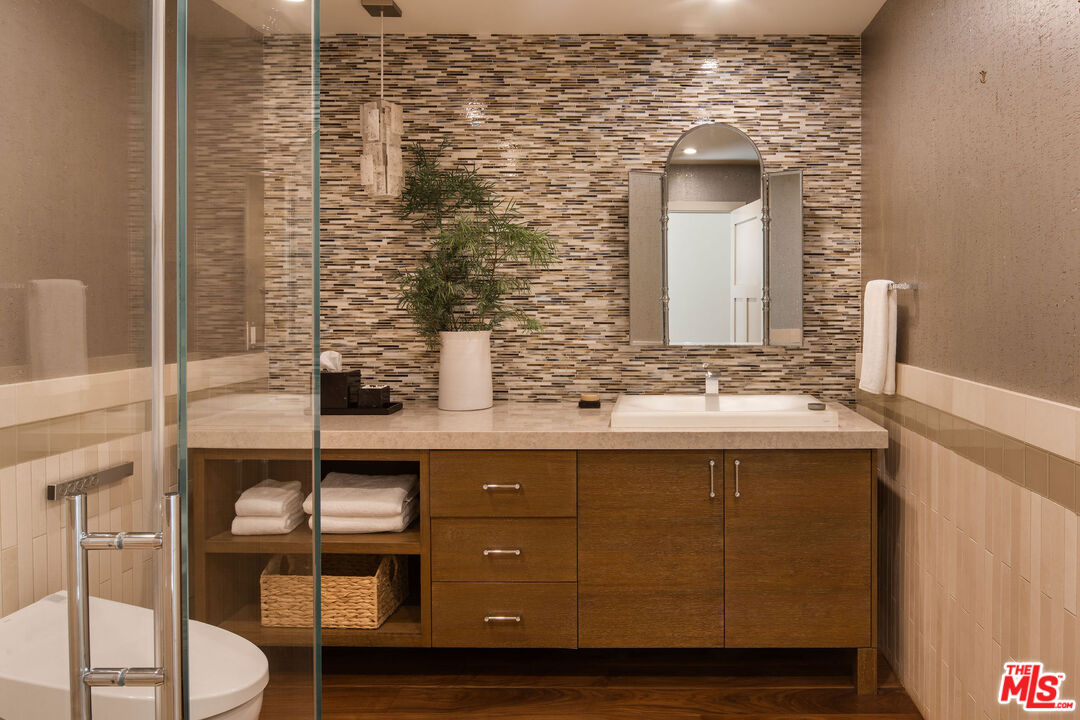 MLS #25575105 image #20