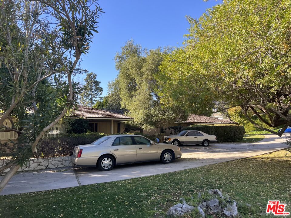 MLS #25575115 image #1