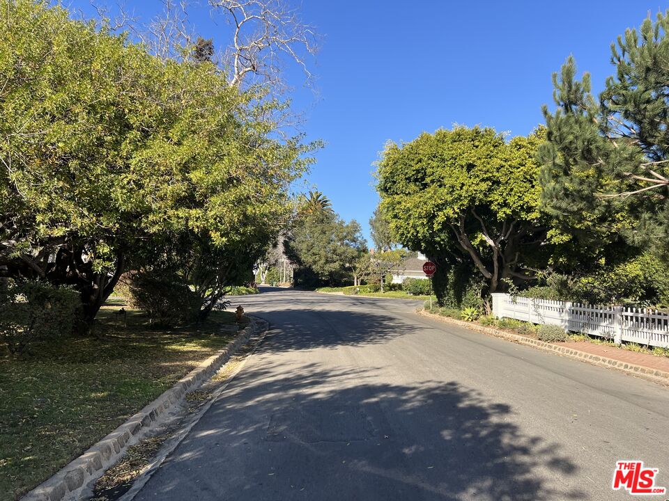 MLS #25575115 image #0