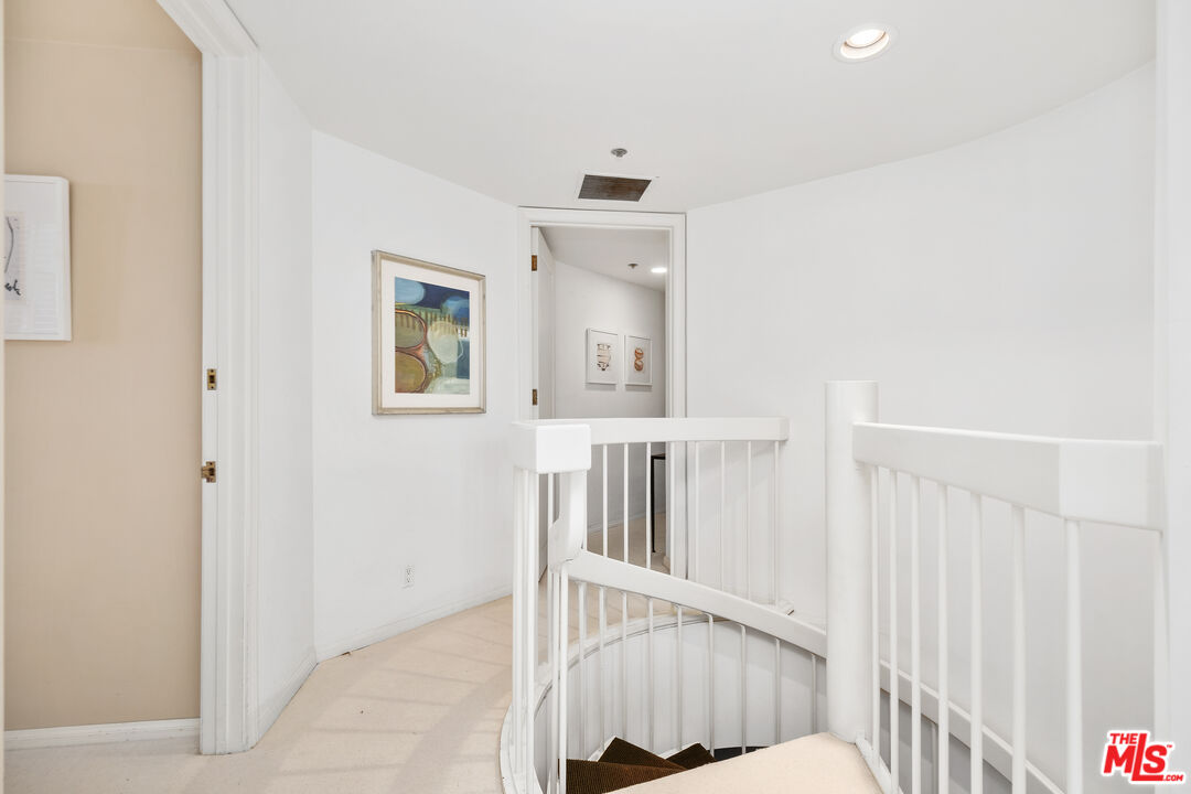 MLS #25575131 image #22