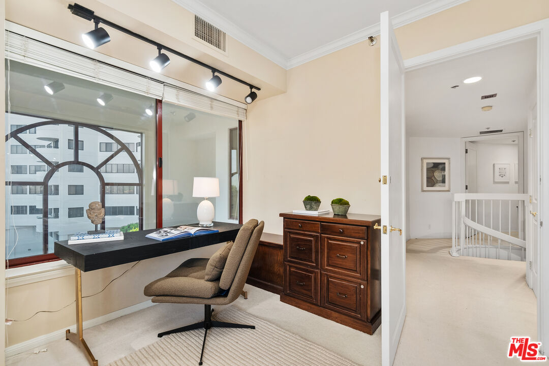 MLS #25575131 image #33