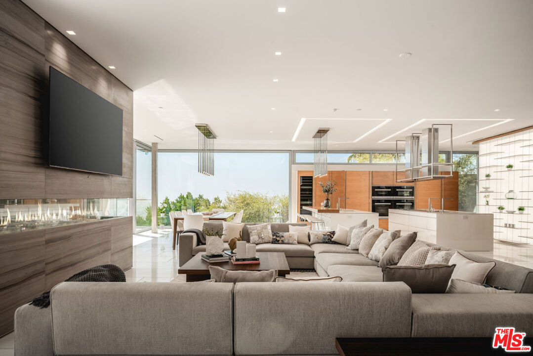 MLS #25575239 image #13