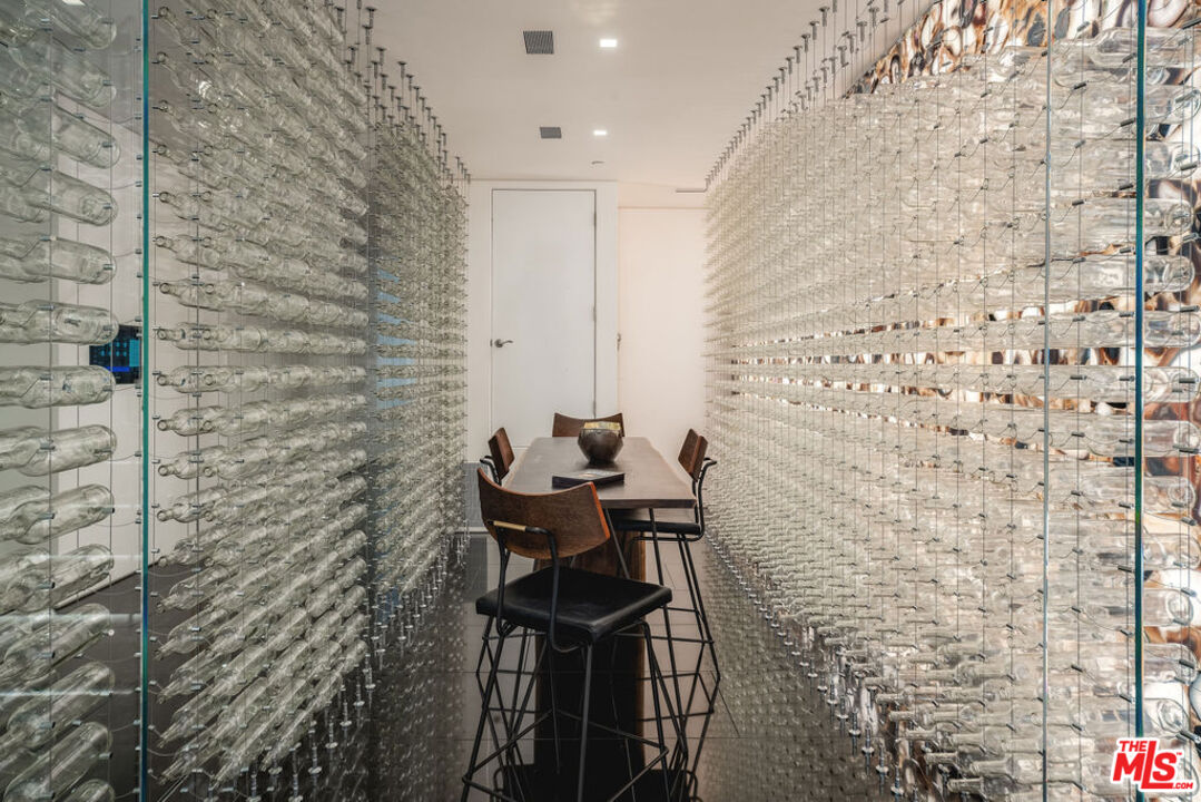 MLS #25575239 image #21