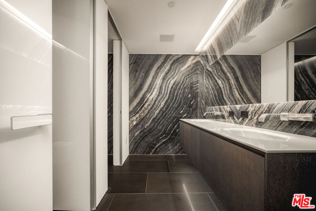 MLS #25575239 image #26