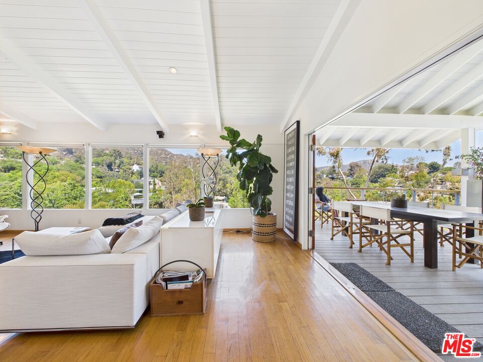 MLS #25575465 image #0